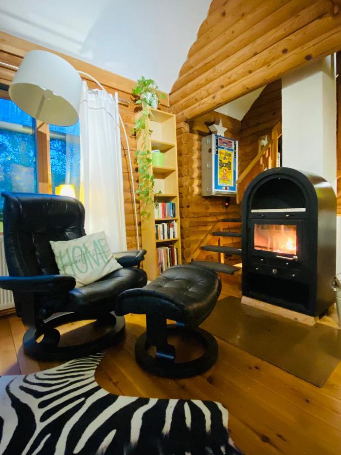Eifel-Lounge Blockhaus Mit Kamin Garten Balkon Nahe Koeln Therme Bruehl Phantasialand 维勒斯威特 外观 照片